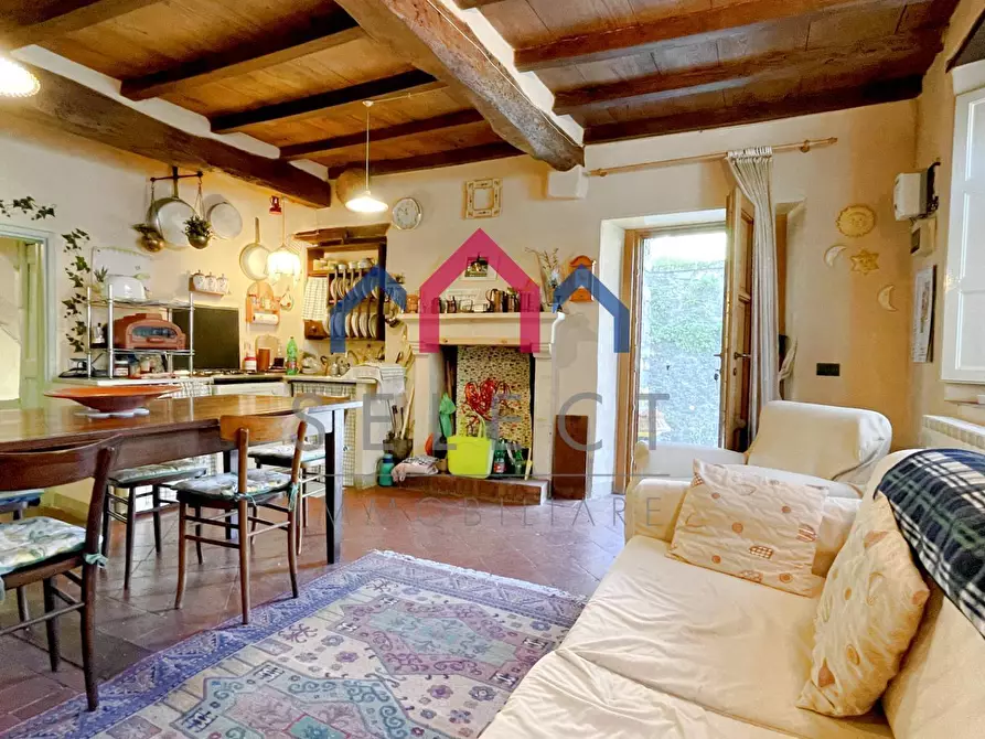 Immagine 8 di Appartamento in vendita  a Borgo A Mozzano