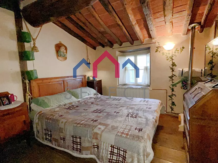 Immagine 19 di Appartamento in vendita  a Borgo A Mozzano