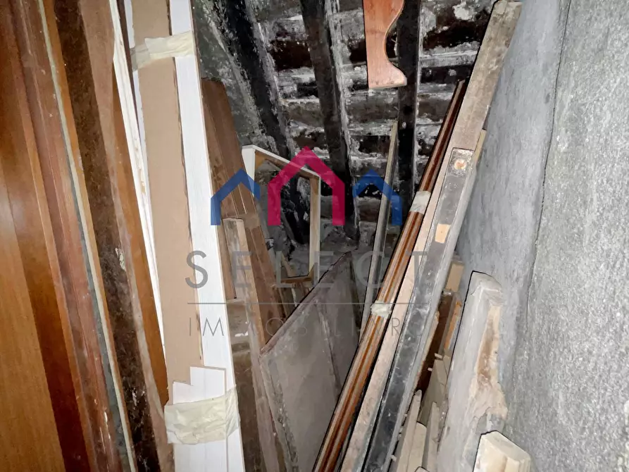 Immagine 50 di Appartamento in vendita  a Borgo A Mozzano