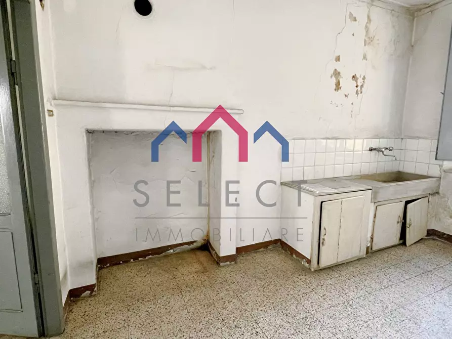 Immagine 11 di Appartamento in vendita  a Borgo A Mozzano