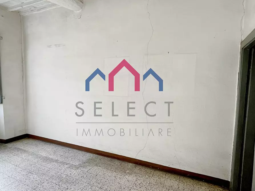 Immagine 40 di Appartamento in vendita  a Borgo A Mozzano