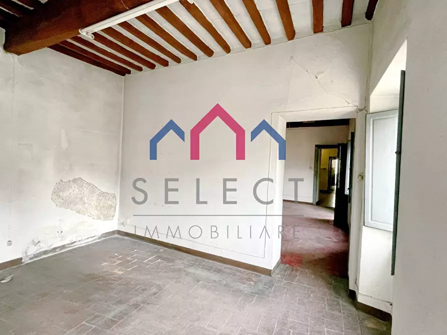 Immagine 10 di Appartamento in vendita  a Borgo A Mozzano