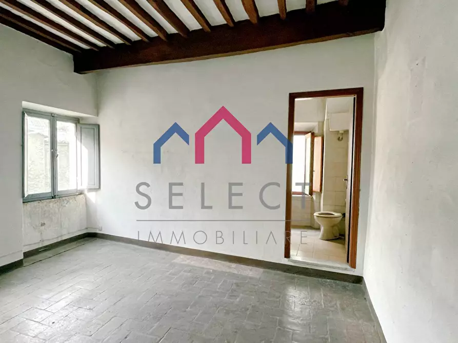 Immagine 27 di Appartamento in vendita  a Borgo A Mozzano