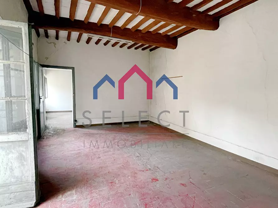 Immagine 5 di Appartamento in vendita  a Borgo A Mozzano