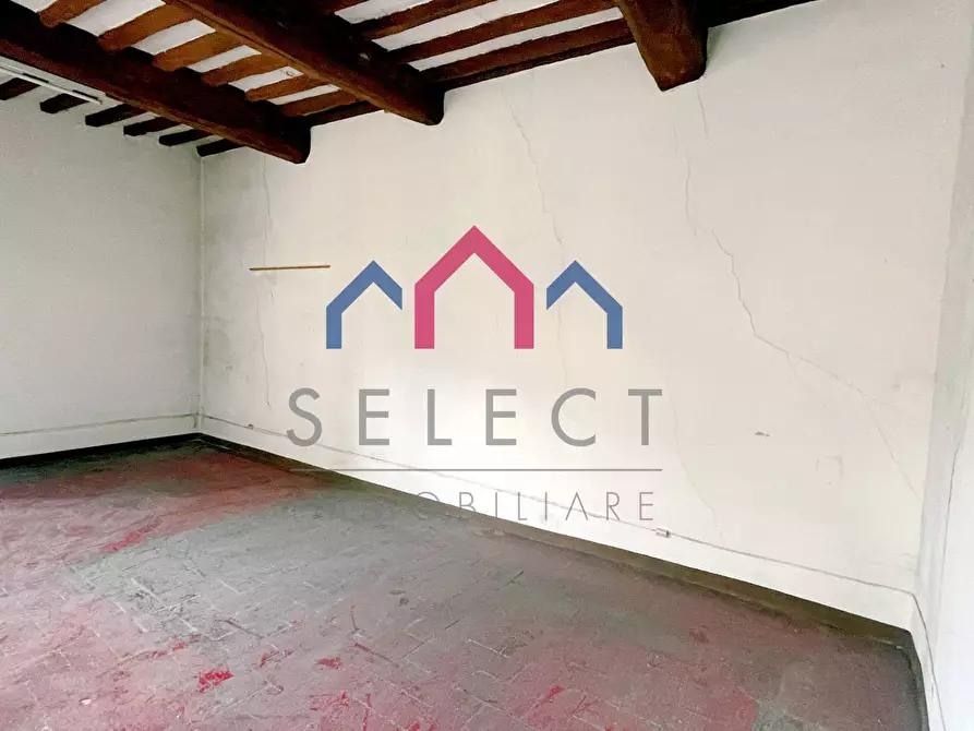 Immagine 12 di Appartamento in vendita  a Borgo A Mozzano