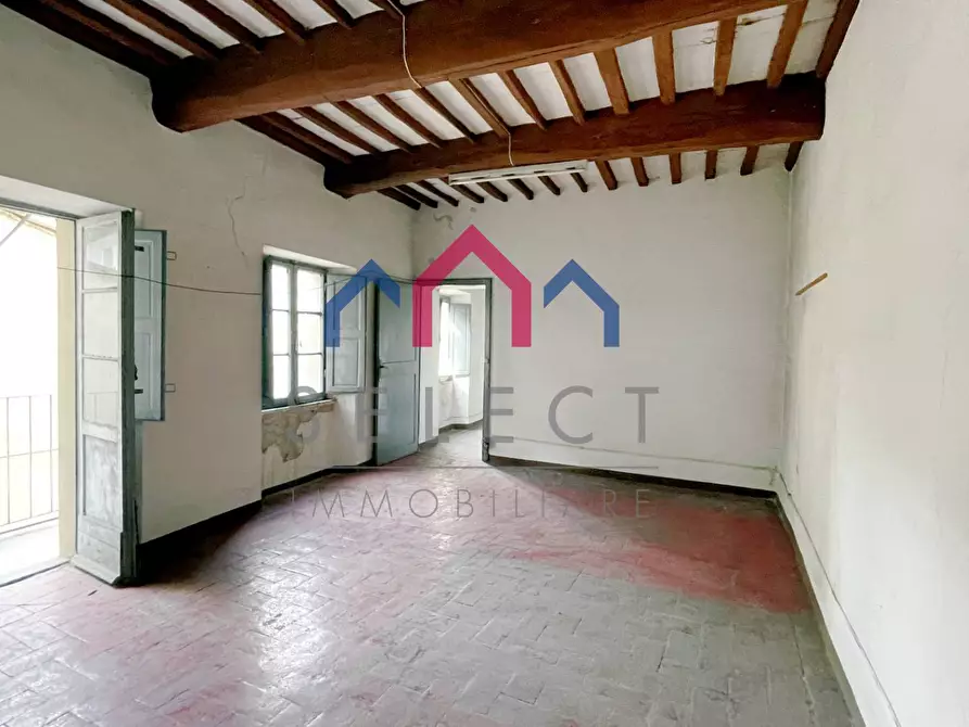 Immagine 13 di Appartamento in vendita  a Borgo A Mozzano