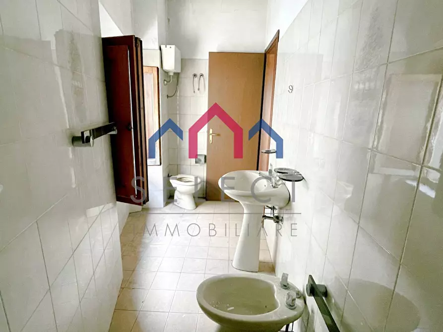 Immagine 7 di Appartamento in vendita  a Borgo A Mozzano