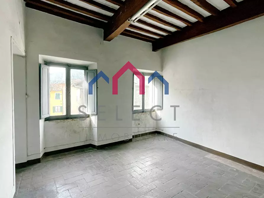 Immagine 26 di Appartamento in vendita  a Borgo A Mozzano