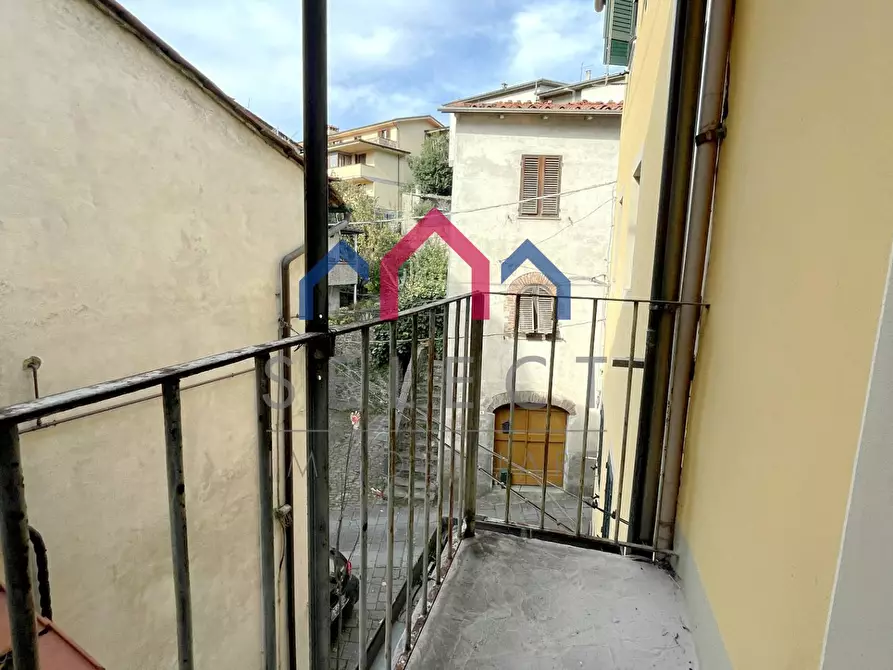 Immagine 16 di Appartamento in vendita  a Borgo A Mozzano