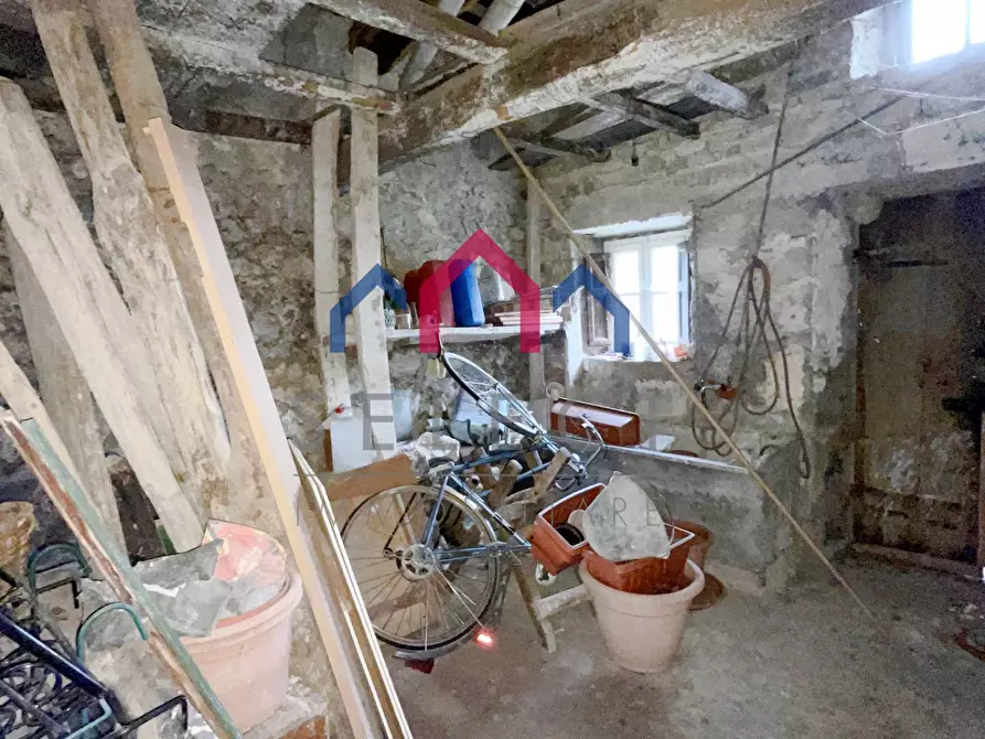 Immagine 59 di Terratetto in vendita  a Bagni Di Lucca