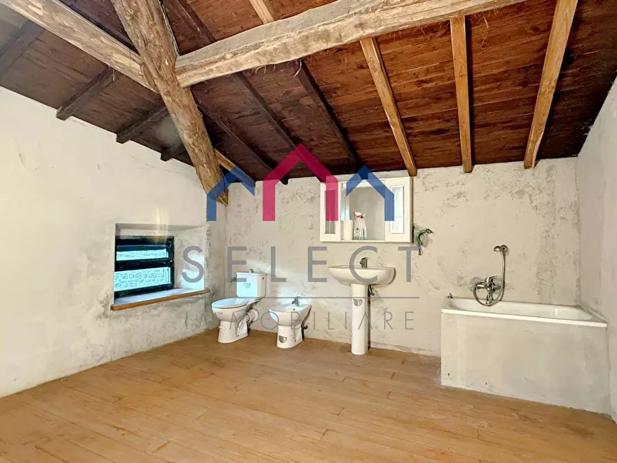 Immagine 33 di Appartamento in vendita  a Pescaglia