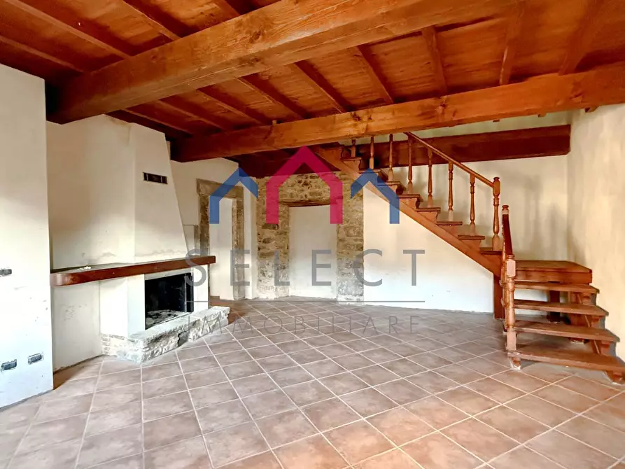 Immagine 15 di Appartamento in vendita  a Pescaglia