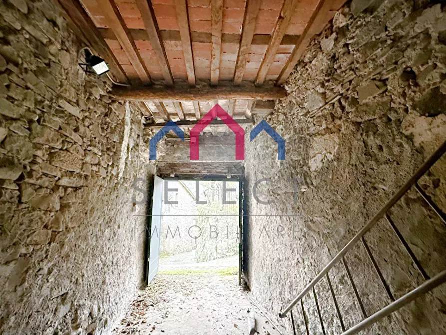 Immagine 41 di Appartamento in vendita  a Pescaglia