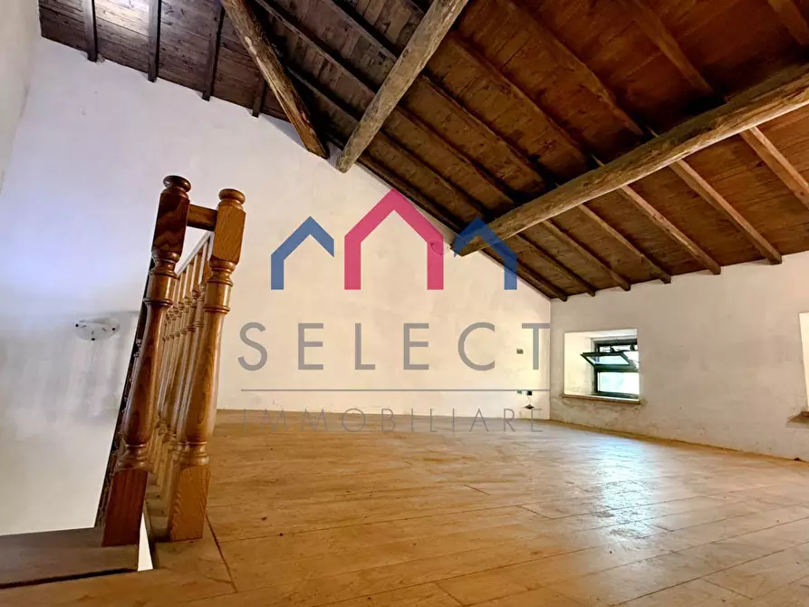 Immagine 24 di Appartamento in vendita  a Pescaglia