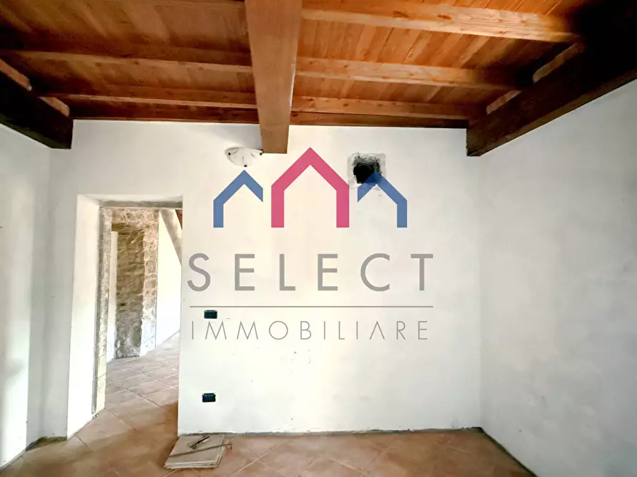 Immagine 20 di Appartamento in vendita  a Pescaglia