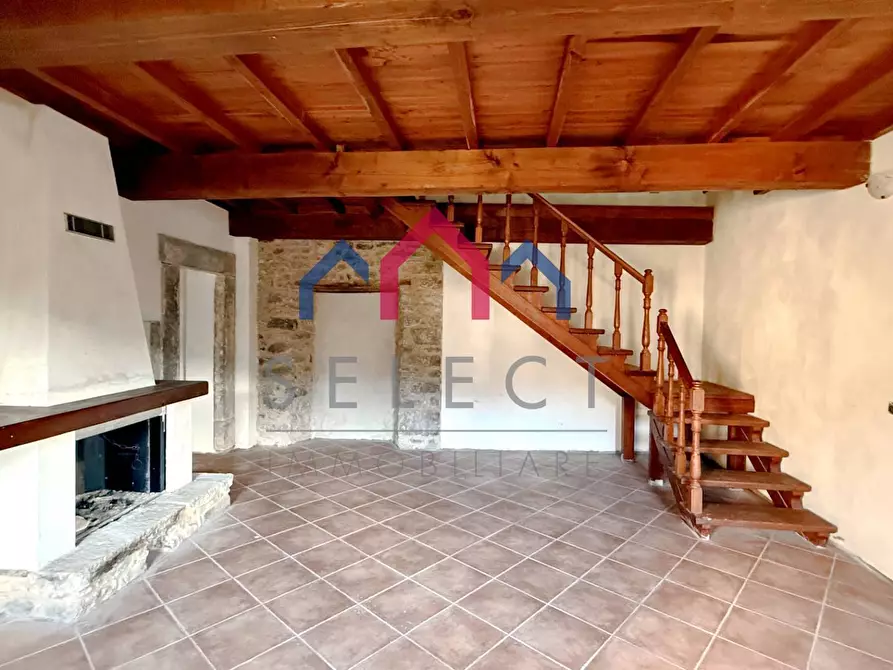 Immagine 14 di Appartamento in vendita  a Pescaglia