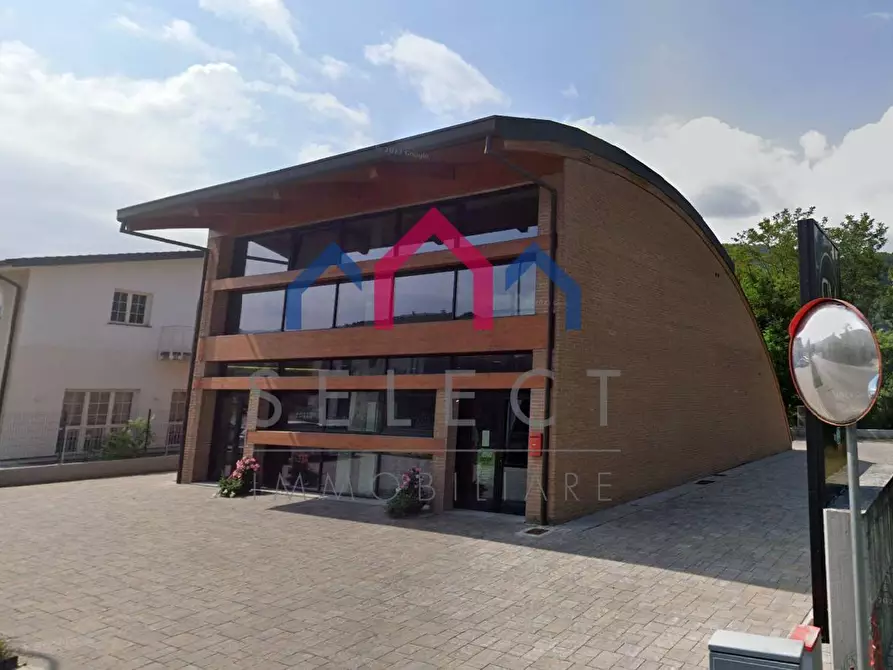 Immagine 2 di Ufficio in affitto  a Coreglia Antelminelli