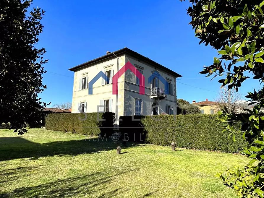 Immagine 9 di Villa in vendita  a Coreglia Antelminelli