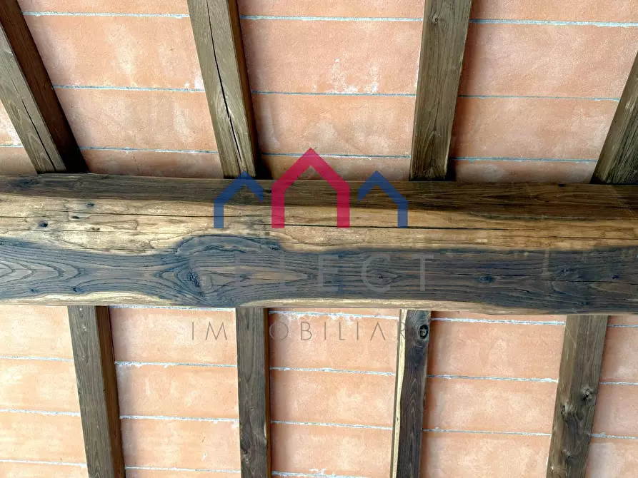 Immagine 23 di Villa in vendita  a Bagni Di Lucca