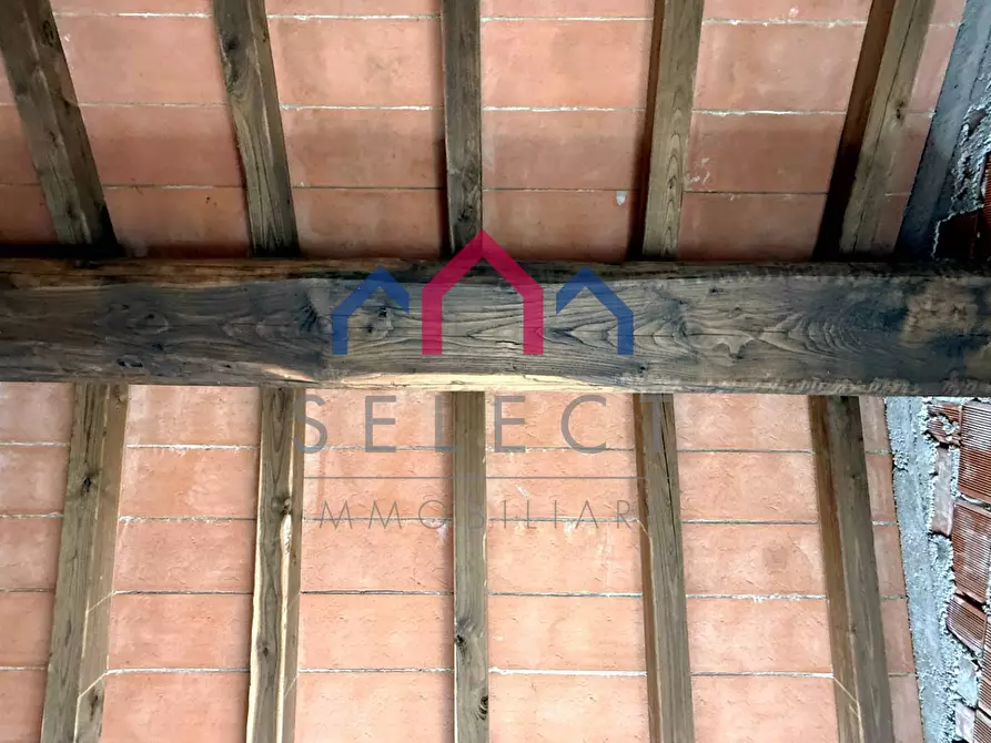 Immagine 17 di Villa in vendita  a Bagni Di Lucca