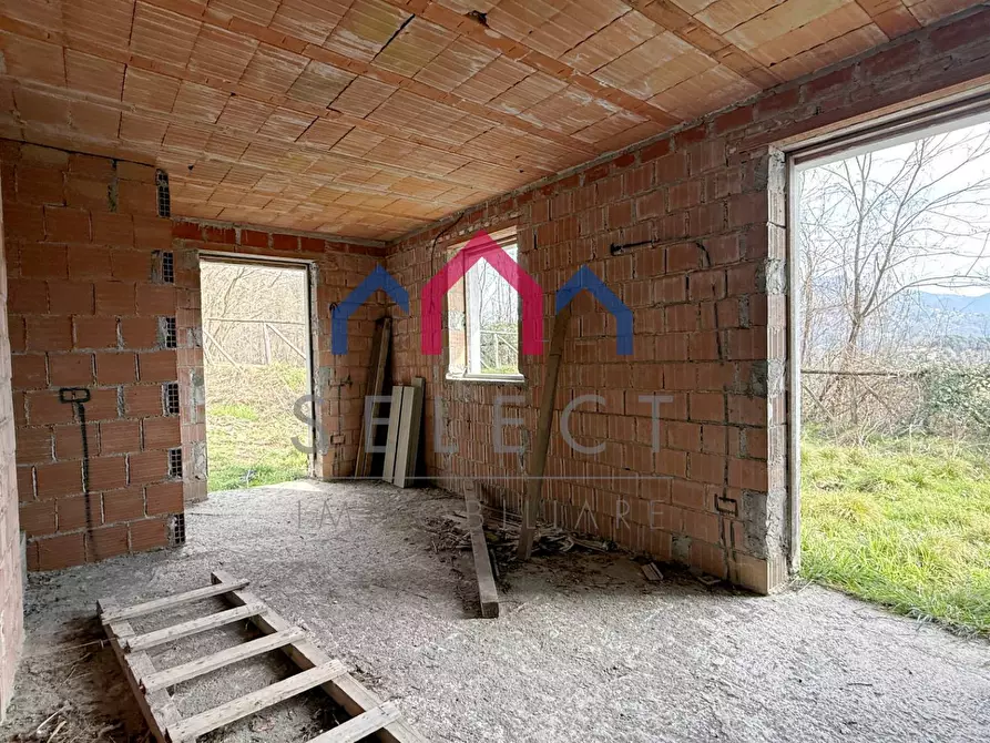 Immagine 12 di Villa in vendita  a Bagni Di Lucca