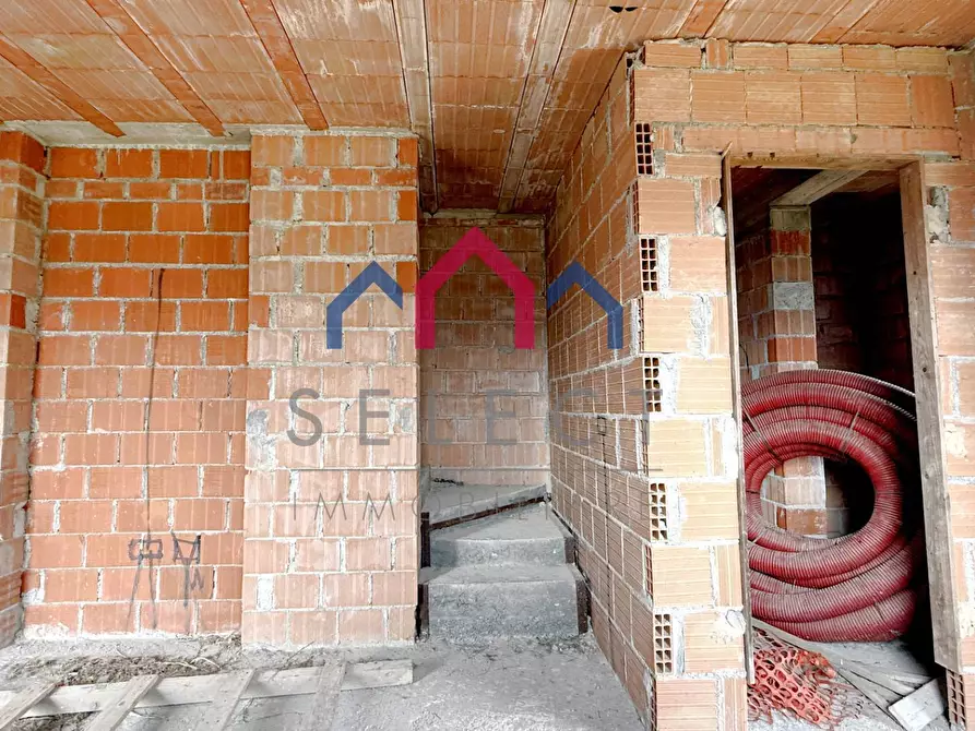 Immagine 14 di Villa in vendita  a Bagni Di Lucca