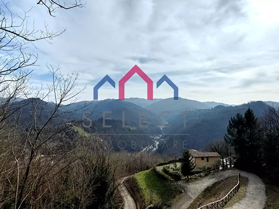 Immagine 39 di Villa in vendita  a Bagni Di Lucca