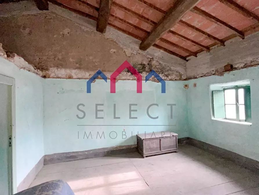 Immagine 25 di Rustico / casale in vendita  a Castelnuovo Di Garfagnana