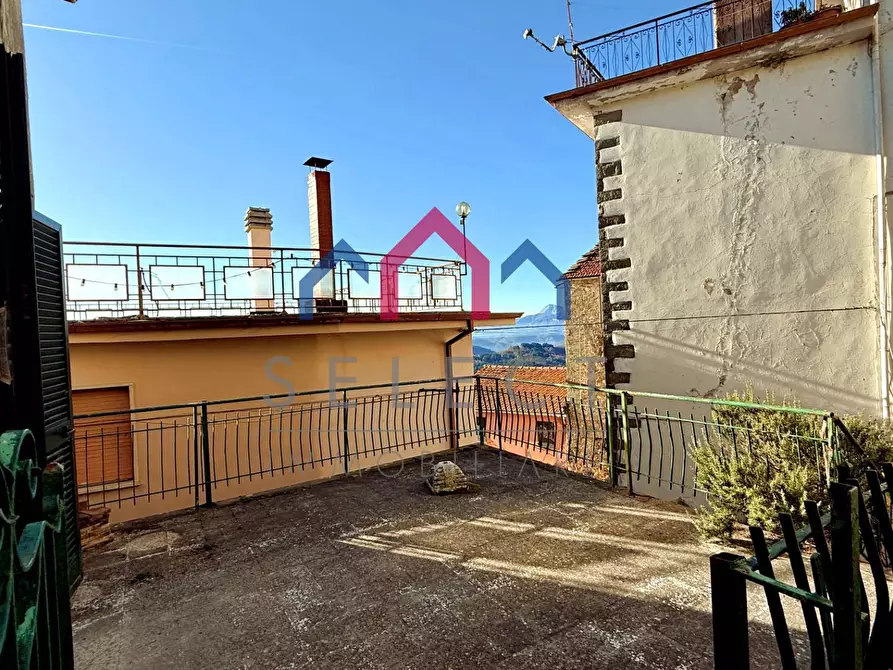 Immagine 54 di Casa semindipendente in vendita  a Bagni Di Lucca