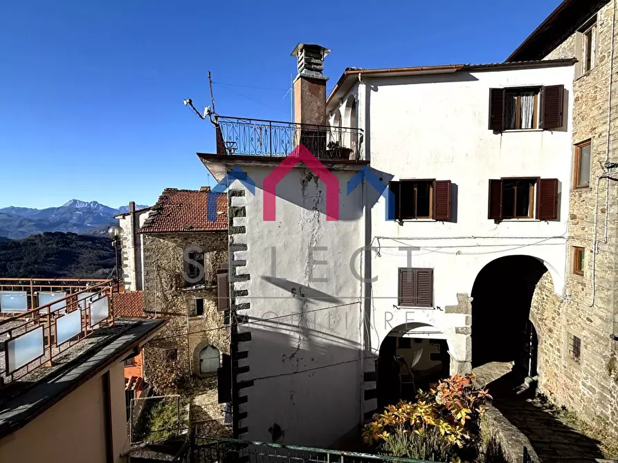 Immagine 45 di Casa semindipendente in vendita  a Bagni Di Lucca