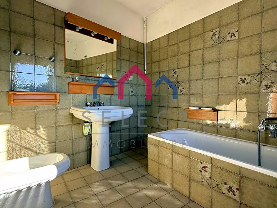 Immagine 37 di Casa semindipendente in vendita  a Bagni Di Lucca