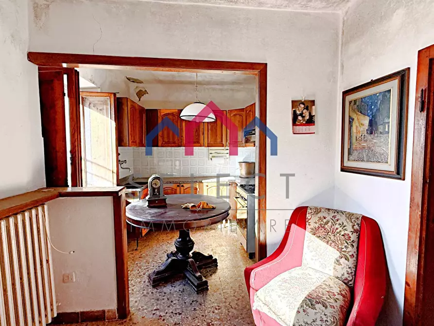 Immagine 26 di Casa semindipendente in vendita  a Bagni Di Lucca