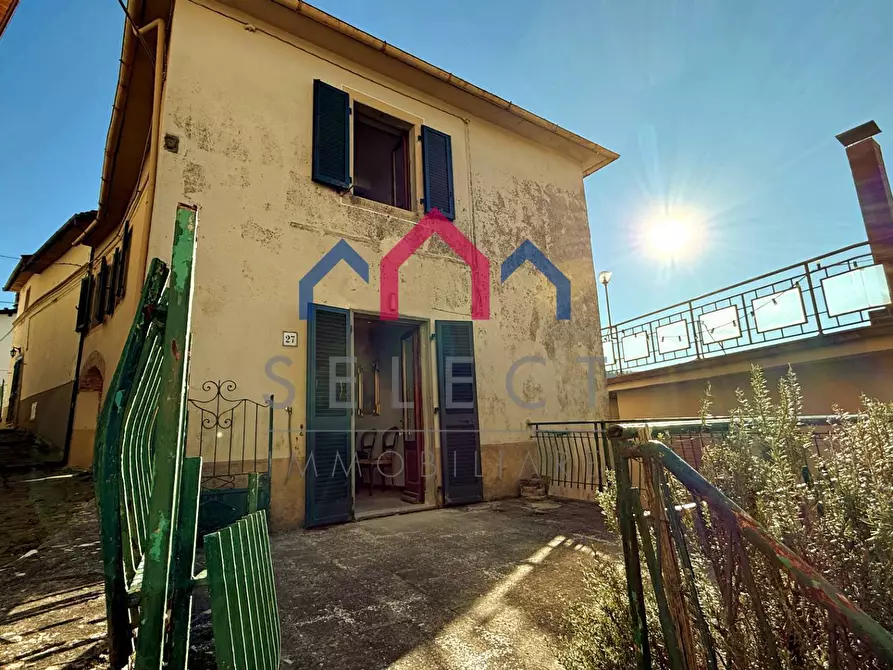 Immagine 6 di Casa semindipendente in vendita  a Bagni Di Lucca