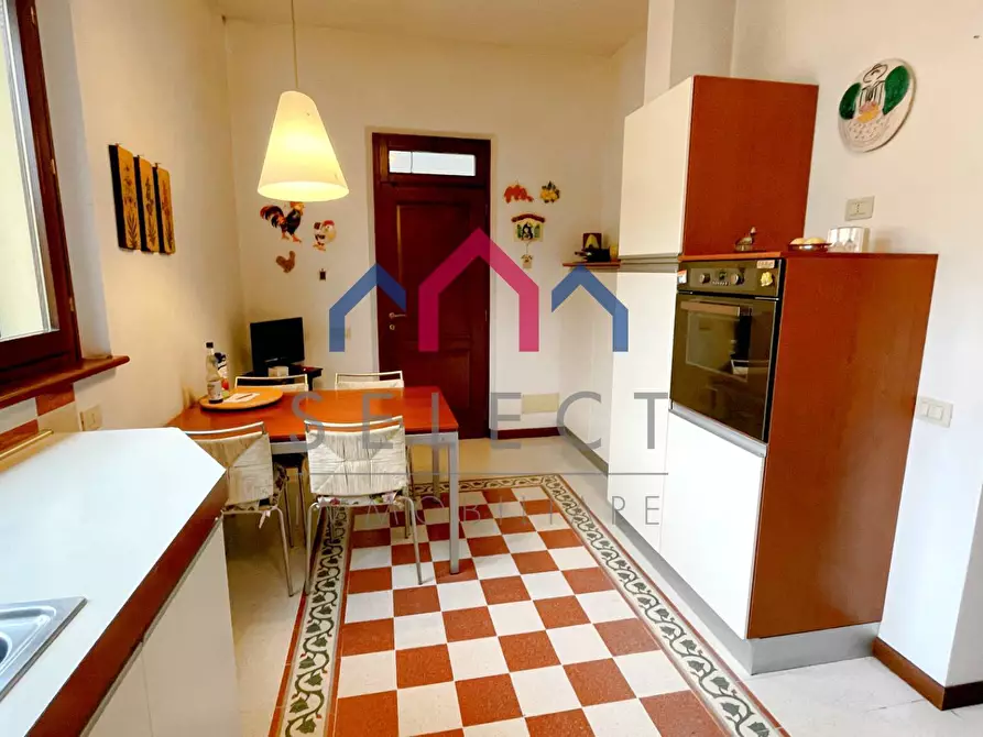 Immagine 15 di Appartamento in vendita  a Castelnuovo Di Garfagnana