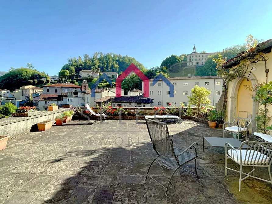 Immagine 46 di Appartamento in vendita  a Castelnuovo Di Garfagnana