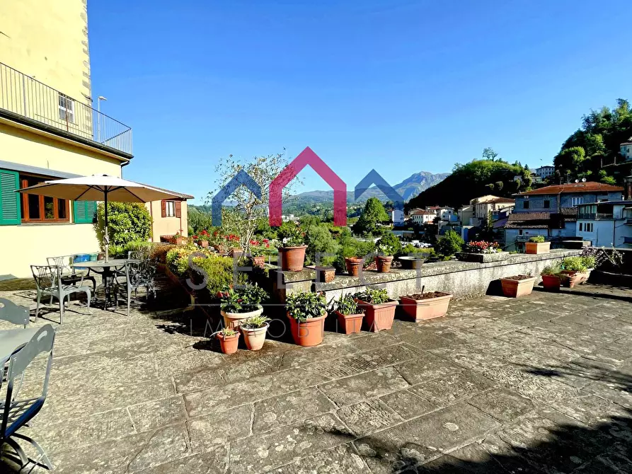 Immagine 43 di Appartamento in vendita  a Castelnuovo Di Garfagnana