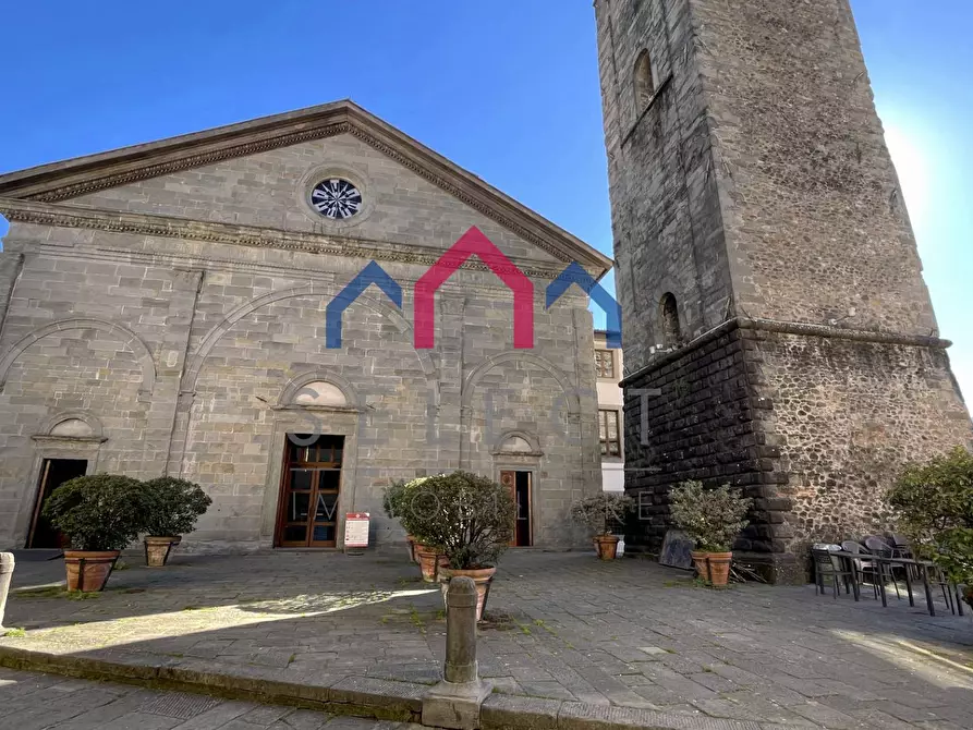 Immagine 59 di Appartamento in vendita  a Castelnuovo Di Garfagnana