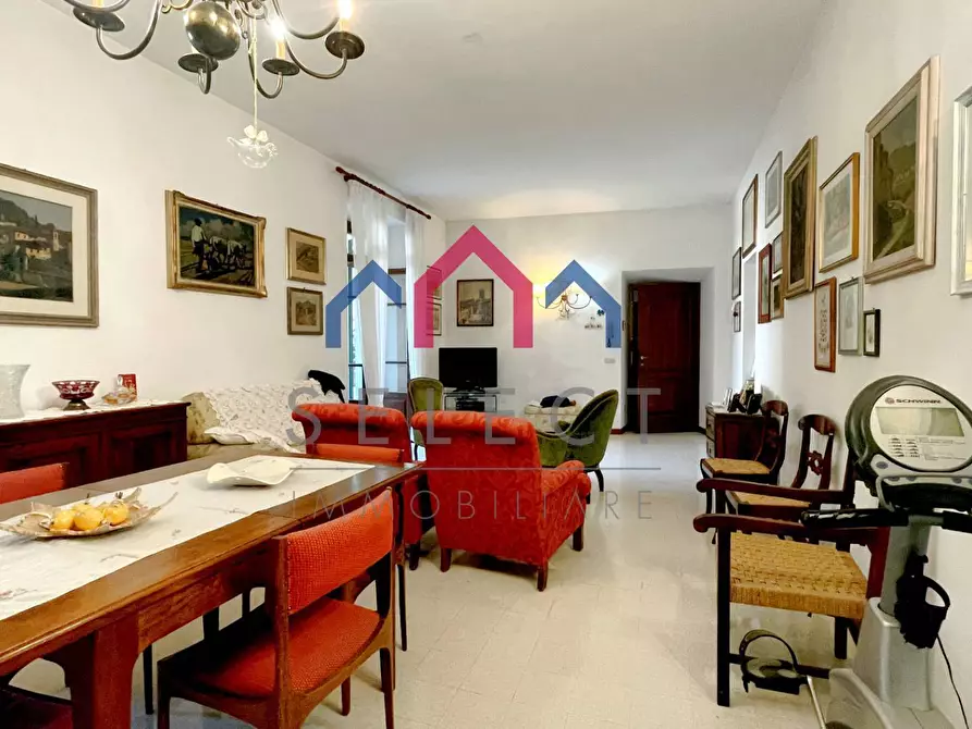 Immagine 7 di Appartamento in vendita  a Castelnuovo Di Garfagnana