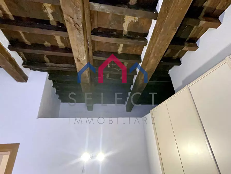 Immagine 27 di Appartamento in vendita  a Castelnuovo Di Garfagnana