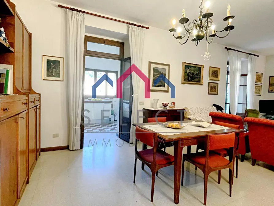 Immagine 8 di Appartamento in vendita  a Castelnuovo Di Garfagnana