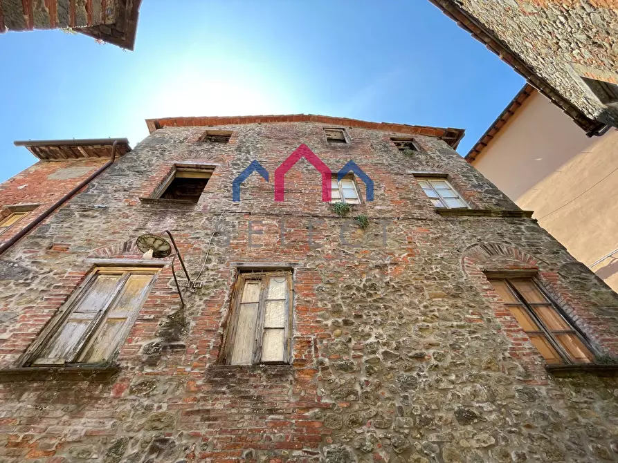 Immagine 52 di Palazzo in vendita  a Villa Basilica