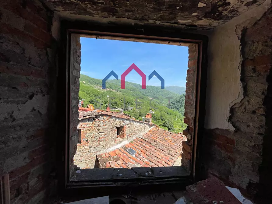 Immagine 4 di Palazzo in vendita  a Villa Basilica