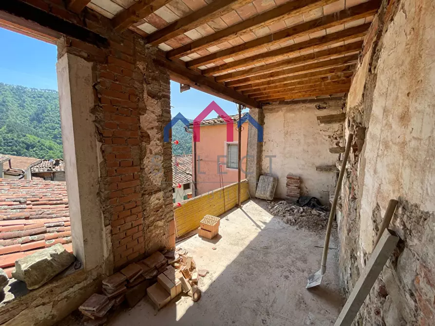 Immagine 25 di Palazzo in vendita  a Villa Basilica