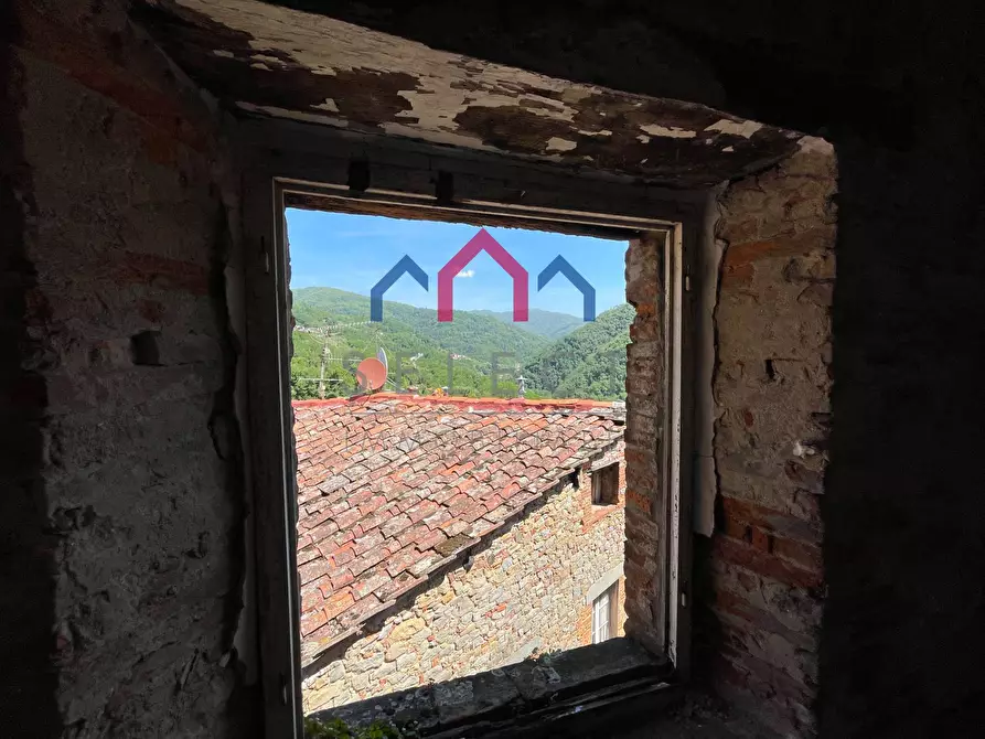 Immagine 7 di Palazzo in vendita  a Villa Basilica