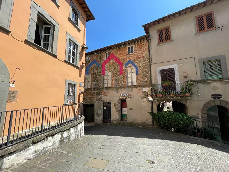 Immagine 55 di Palazzo in vendita  a Villa Basilica