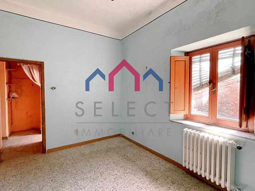 Immagine 21 di Palazzo in vendita  a Villa Basilica