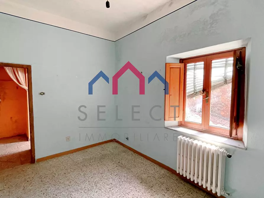 Immagine 20 di Palazzo in vendita  a Villa Basilica