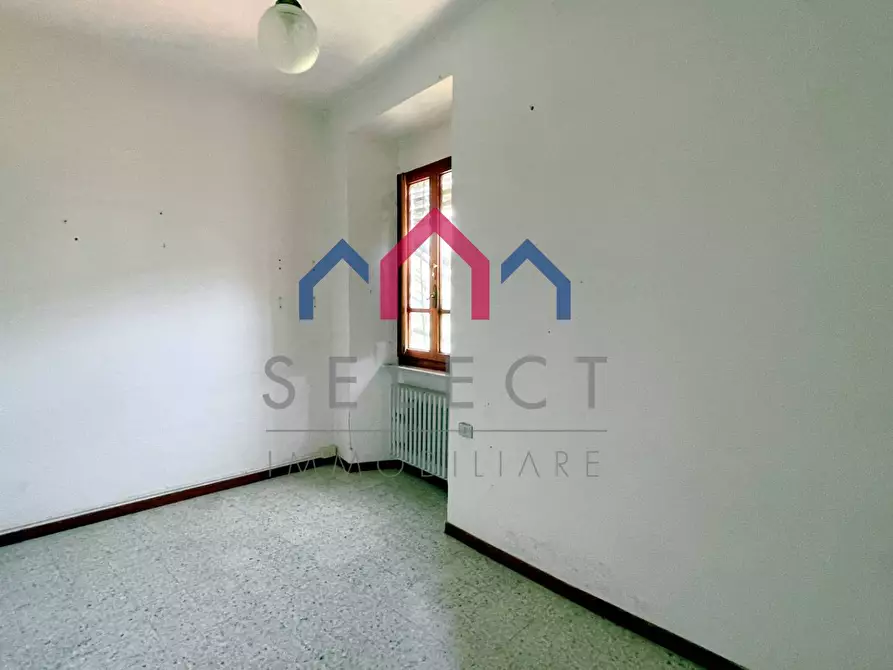 Immagine 30 di Palazzo in vendita  a Villa Basilica