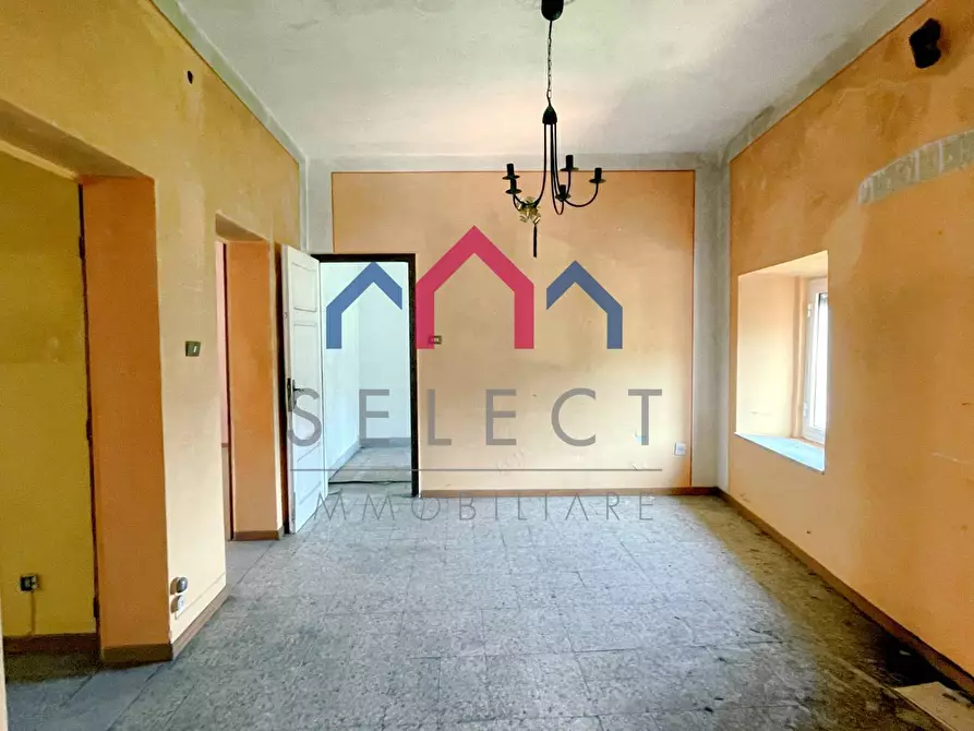 Immagine 17 di Palazzo in vendita  a Villa Basilica