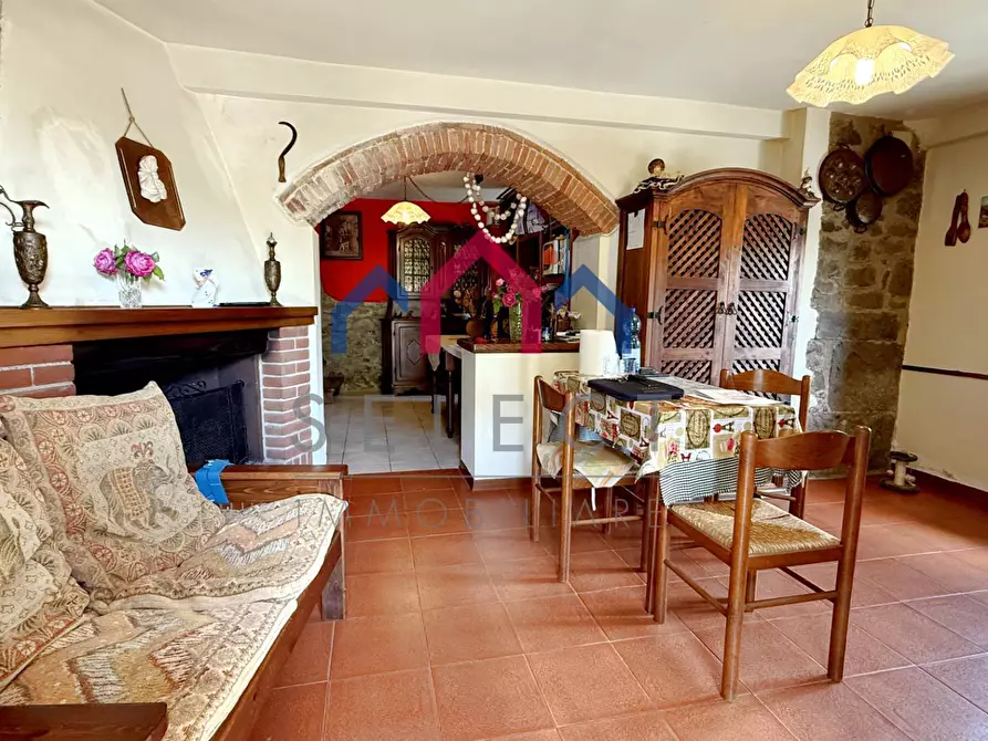 Immagine 11 di Casa semindipendente in vendita  a Villa Basilica